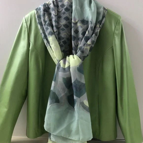 Jacket - Picture 4 of 5